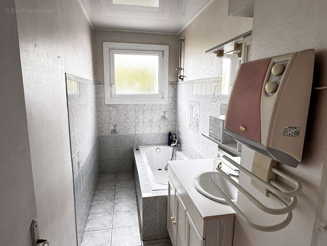 Maison à TONNAY-CHARENTE