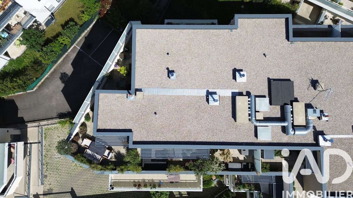 Photo 2 - Appartement à MARCY-L'ETOILE
