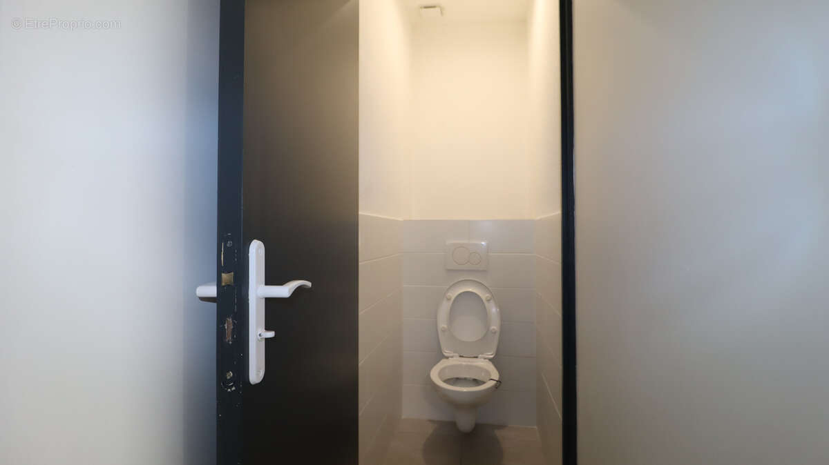 Appartement à SURY-LE-COMTAL