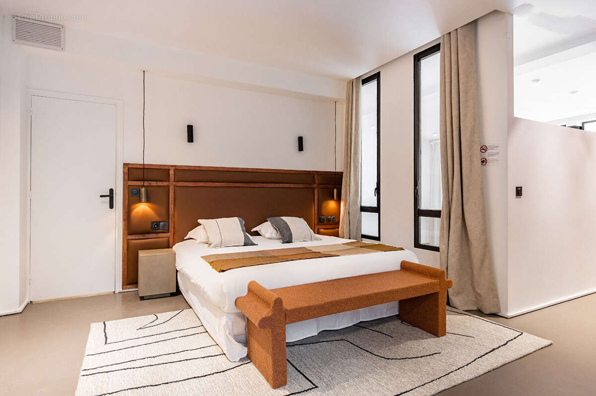 Appartement à PARIS-9E