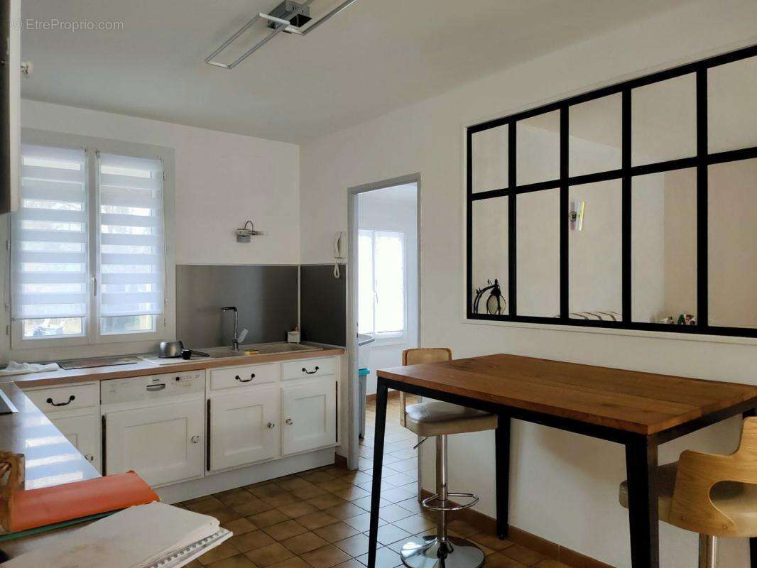 Maison à LABESSIERE-CANDEIL