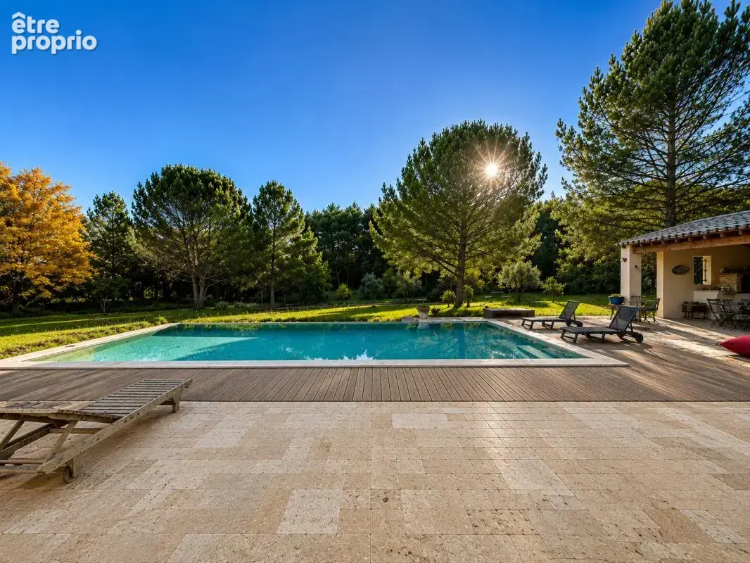 Magnifique propriété à Trets au calme sur parcelle de 4358 m² - photo 2