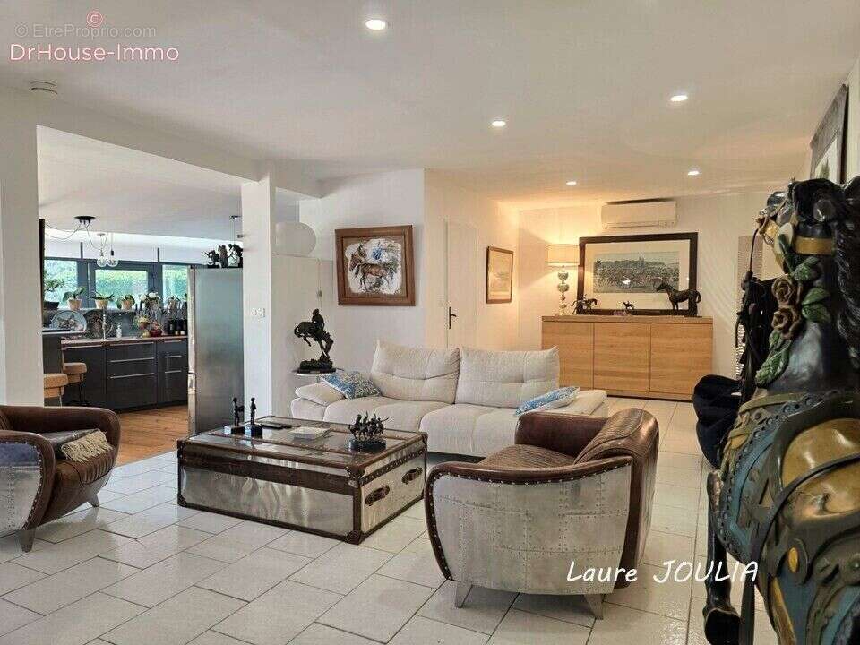 Appartement 179 m² à Saint-Martin-De-Seignanx  - photo 26
