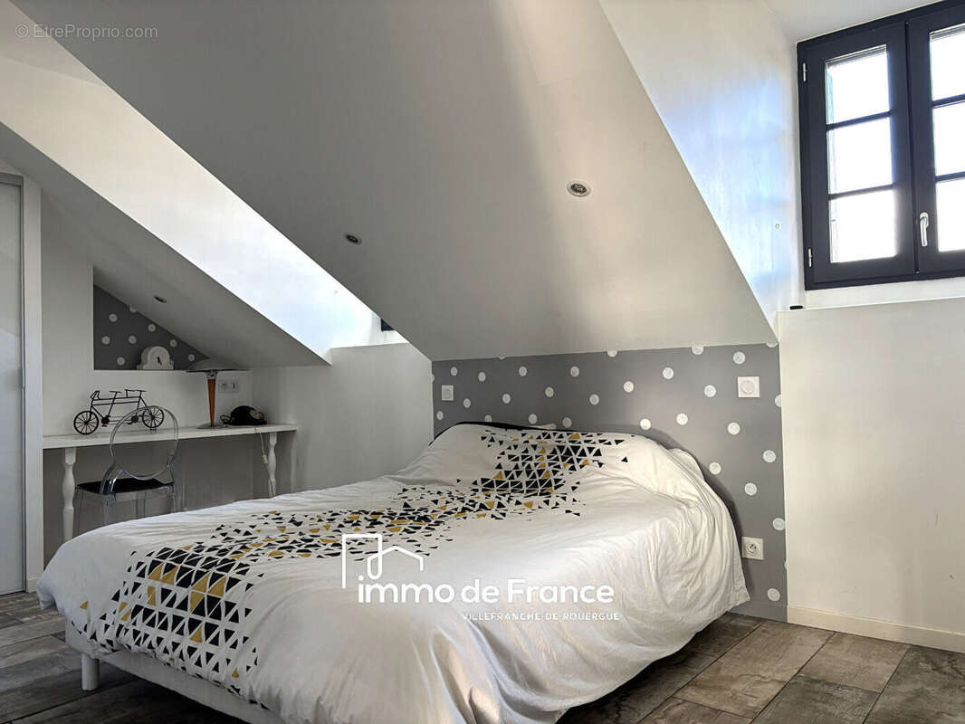 Appartement à VILLEFRANCHE-DE-ROUERGUE