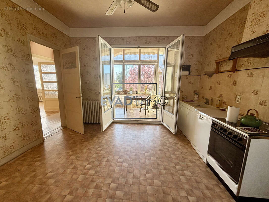 Maison à ANDREZIEUX-BOUTHEON