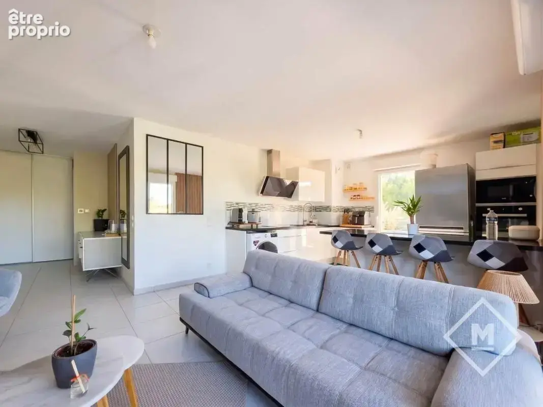 À découvrir sans tarder ! Superbe T3 coup de cœur en dernier étage avec terrasse de 40 m² – Château-Gombert - photo 11
