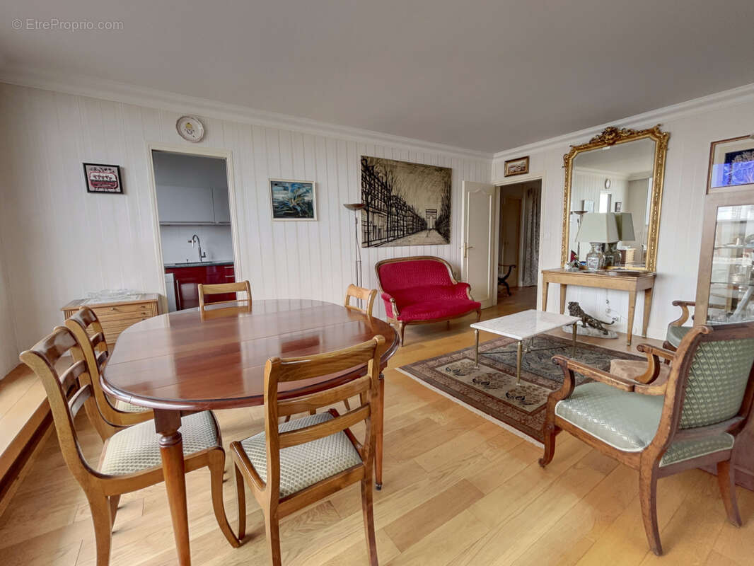 Appartement à PARIS-13E