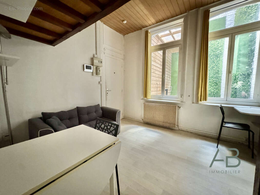 Appartement 17 m² à Lille  - photo 2