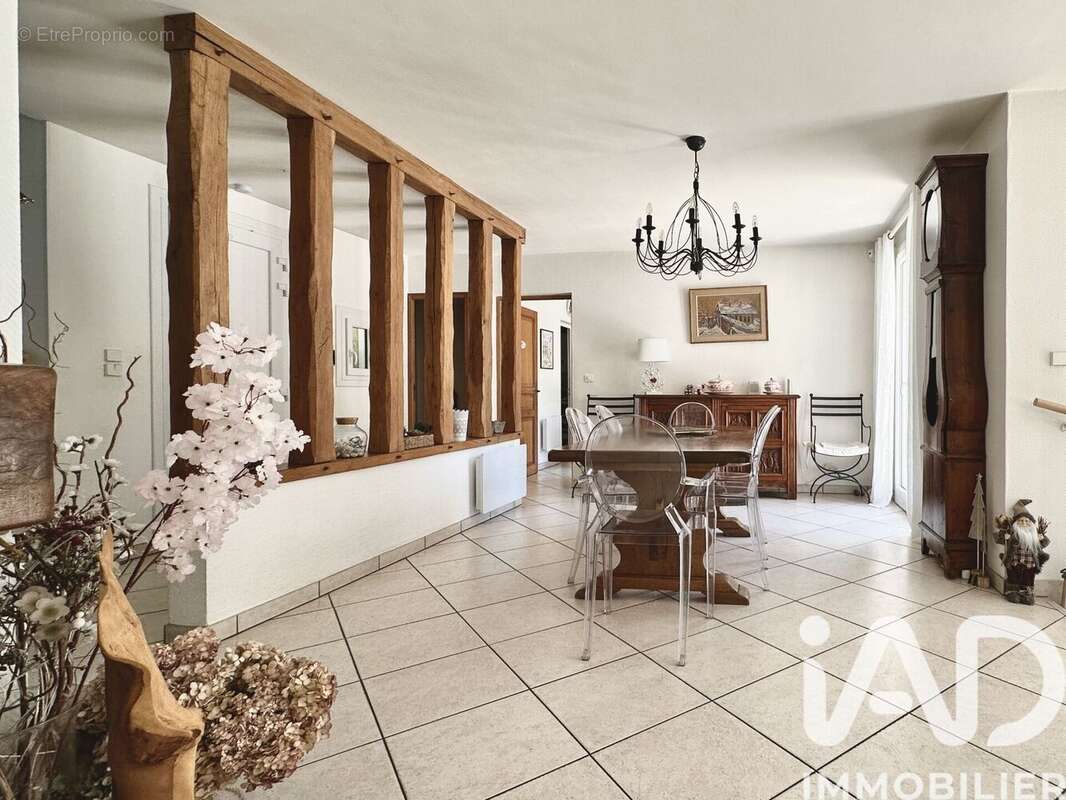 Photo 6 - Maison à FEROLLES-ATTILLY