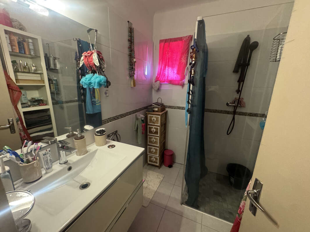 Maison avec fort potentiel sur 2 133 m2 de terrain constructible et divisible - photo 16