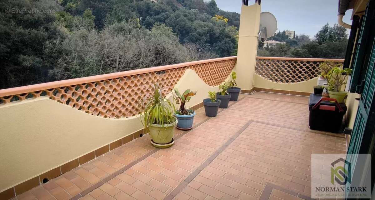Appartement à MENTON