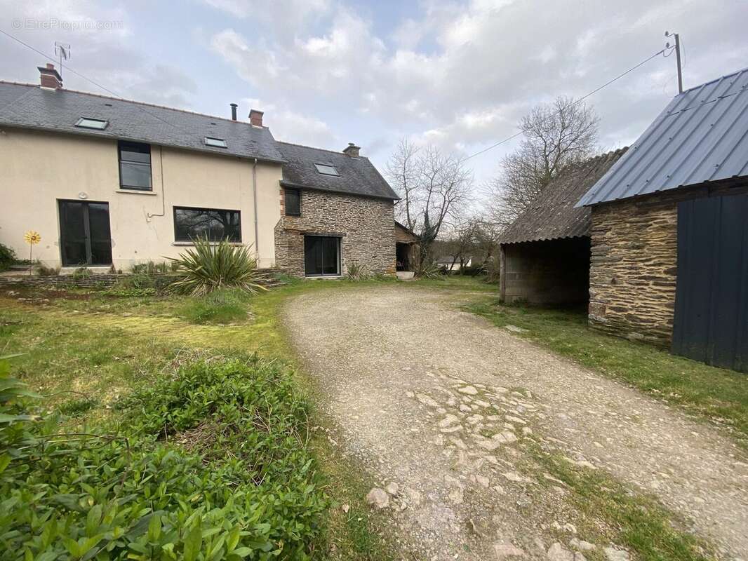 Maison à GUIGNEN