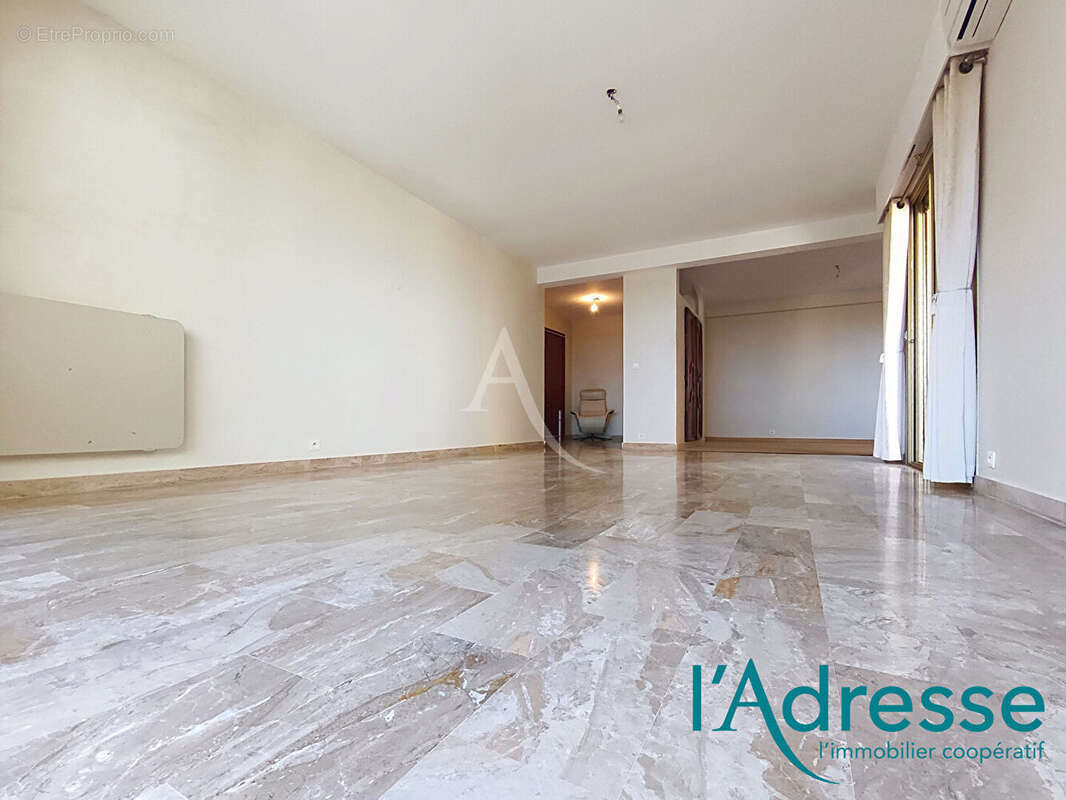 4p 104 m²  + terrasse, vue mer, garage et cave - photo 10