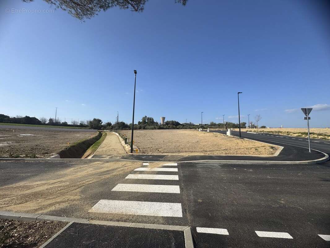 Terrain 350 m² à Autignac  - photo 3