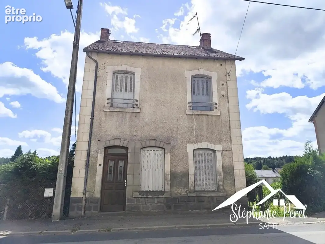 Photo 1 - Maison à LA COURTINE