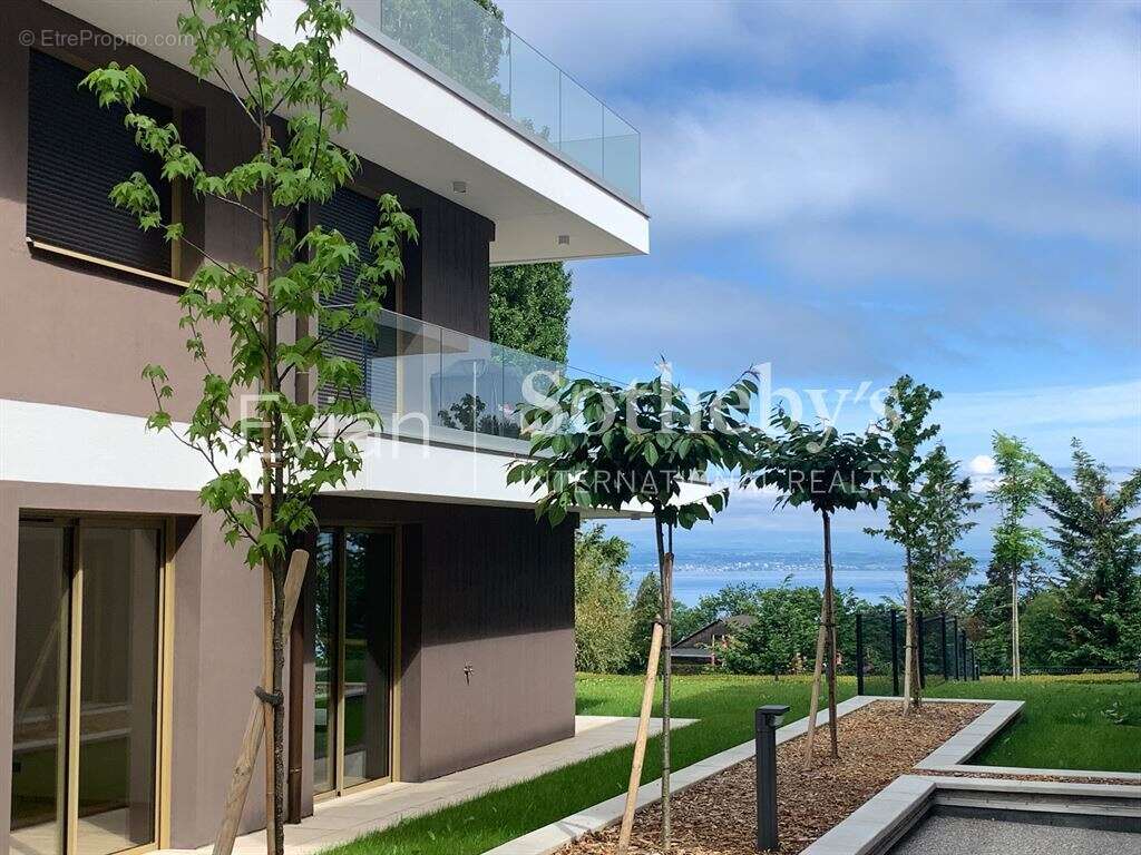 Appartement à EVIAN-LES-BAINS