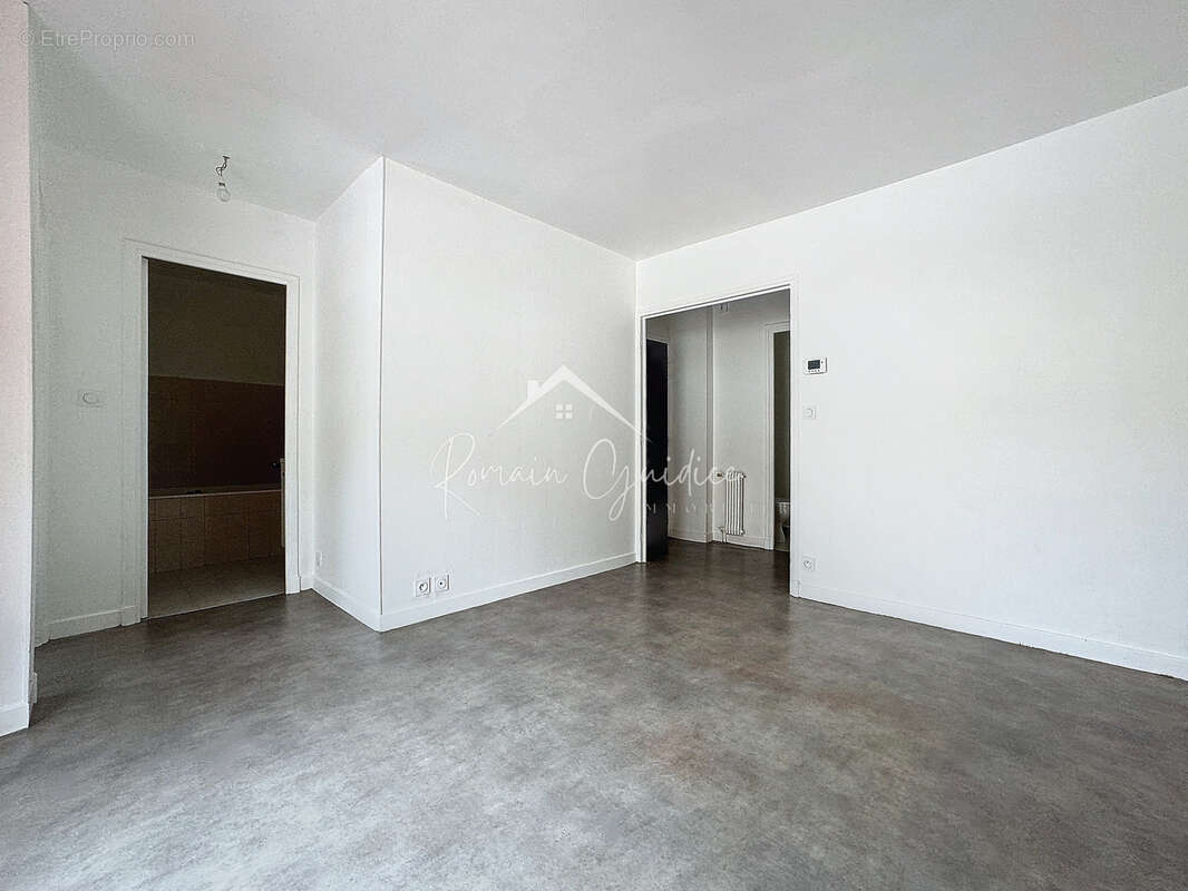 Appartement f2 de 38 m2 avec terrasse - photo 3
