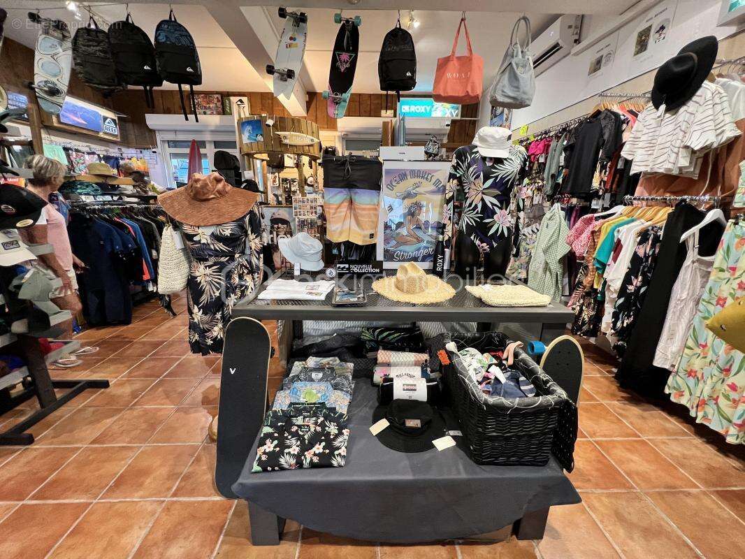 Commerce à SAINT-FRANCOIS