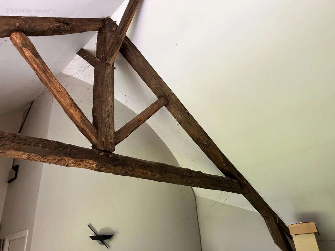Ancien Moulin à Lignac  -  Propriété sans vis à vis de 249m2 habitables  au coeur de 4 hectares de nature - photo 27