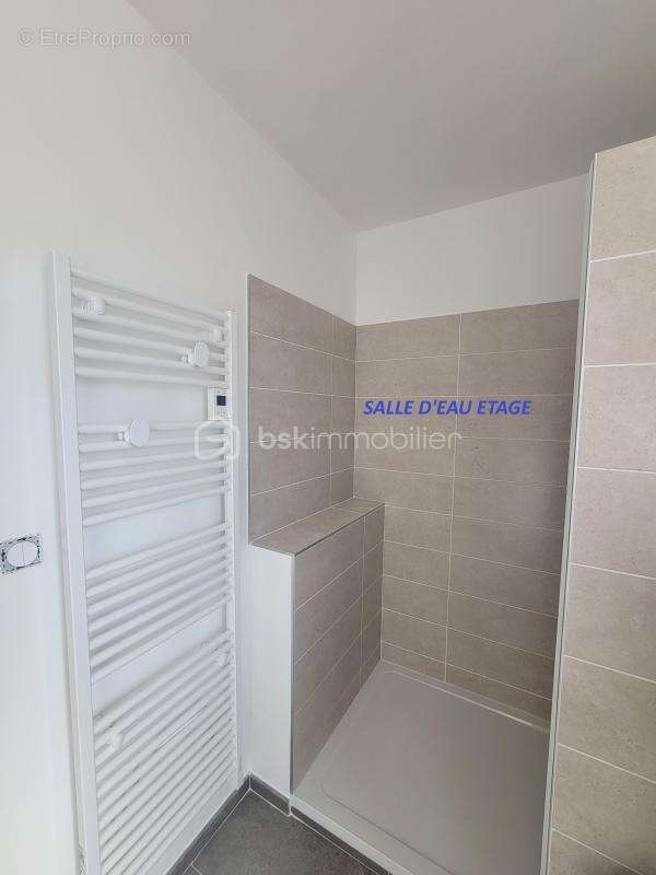 Maison à VILLENEUVE-LES-AVIGNON