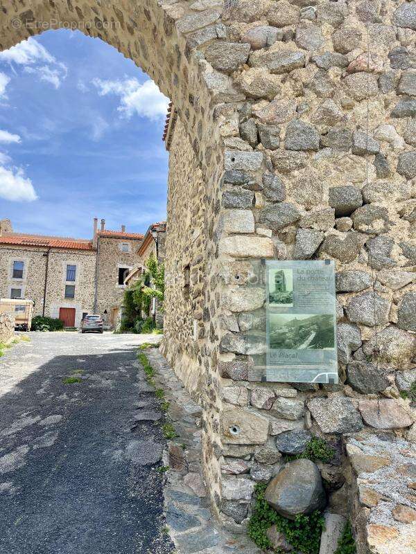 Maison à MOSSET