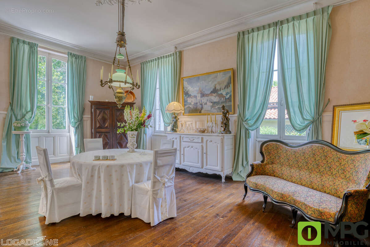 Maison à VILLENEUVE-SUR-LOT