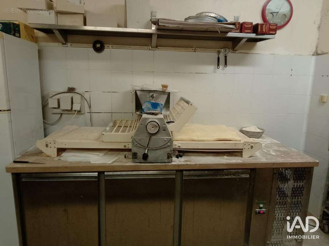 Photo 4 - Commerce à TALAIRAN