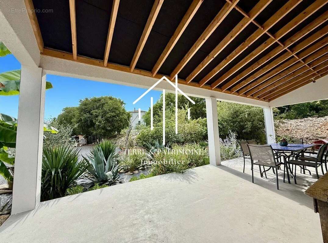 Maison à SAINT-ALBAN-AURIOLLES