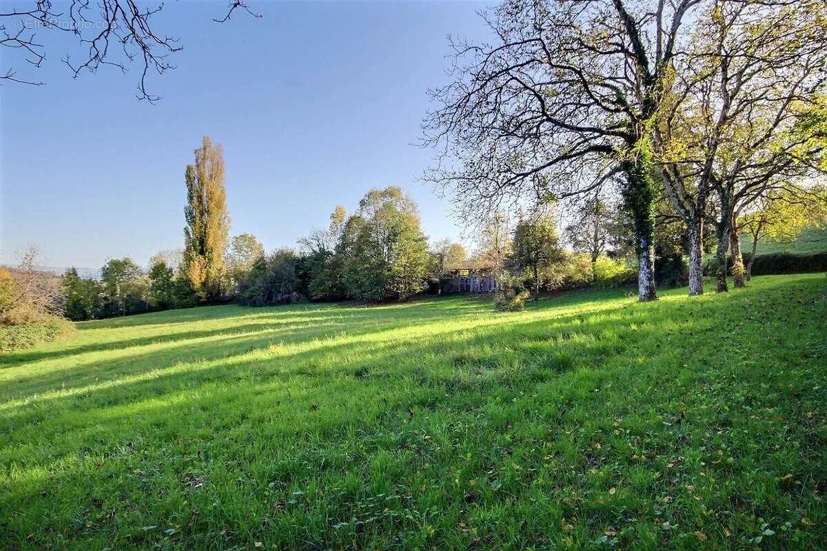 Maison à CHEVRIERES