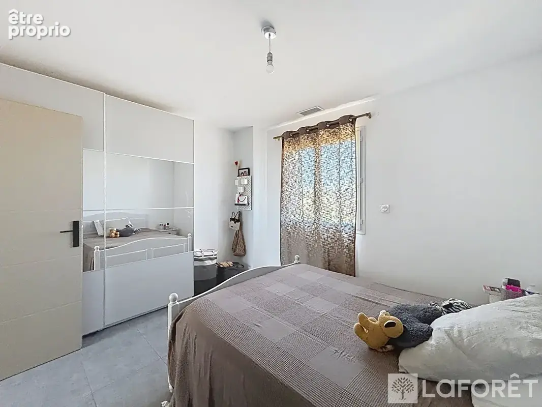 Villa 4 chambres de 126 m² sur 846 m² - Cers - photo 5