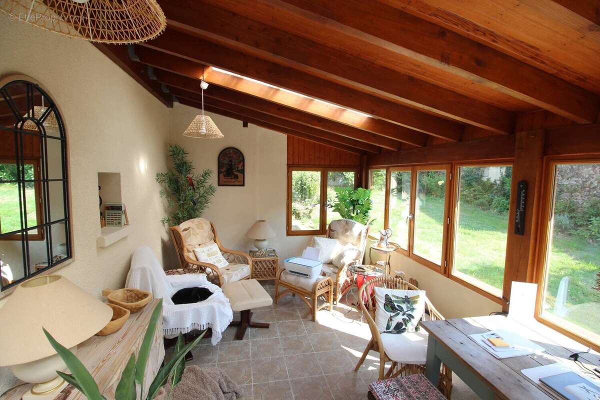 Maison à MAZEROLLES