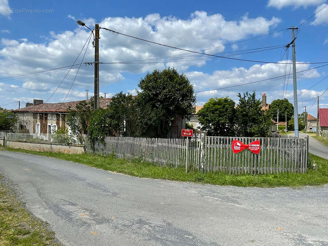 Fermette 80m² à savigné - photo 11