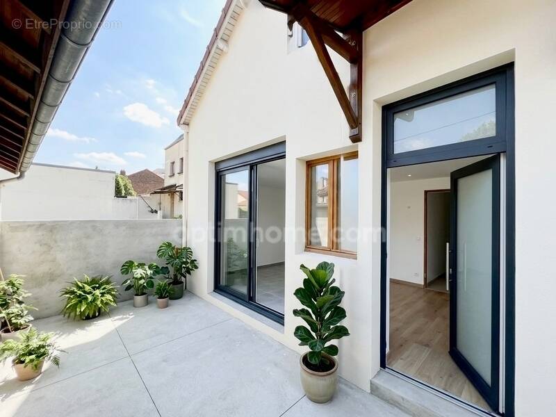 Maison à DRANCY