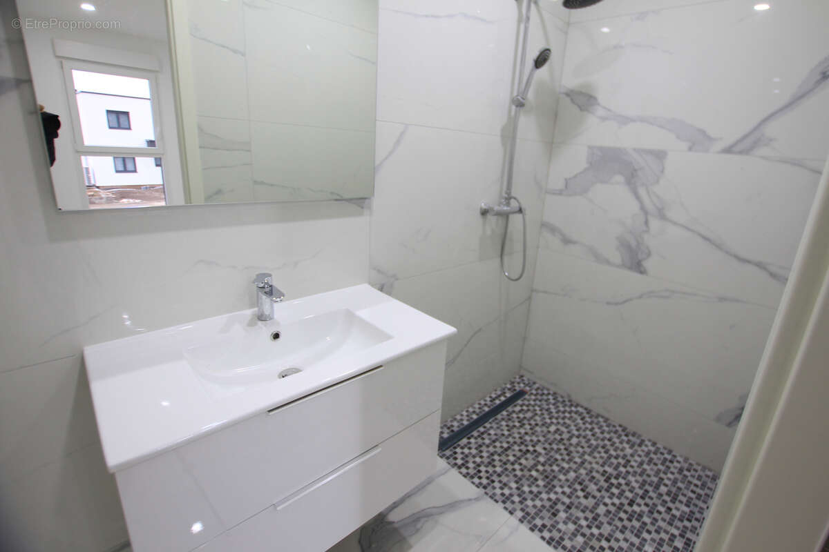 Maison à MONTOY-FLANVILLE