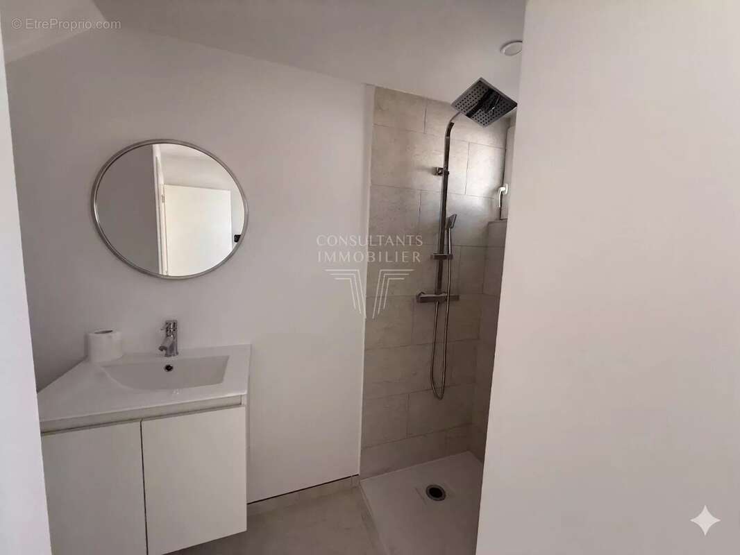 Appartement à PEGOMAS