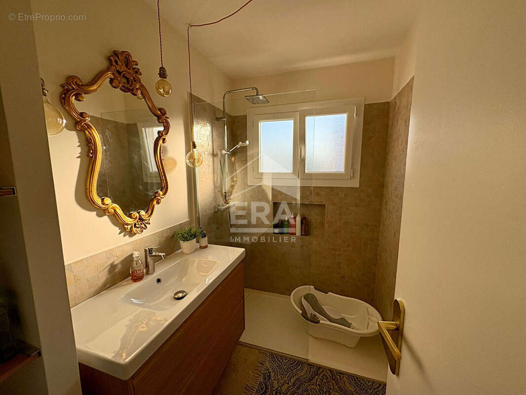 Appartement 4 pièces à vendre à Fréjus - Proche centre-ville - photo 11