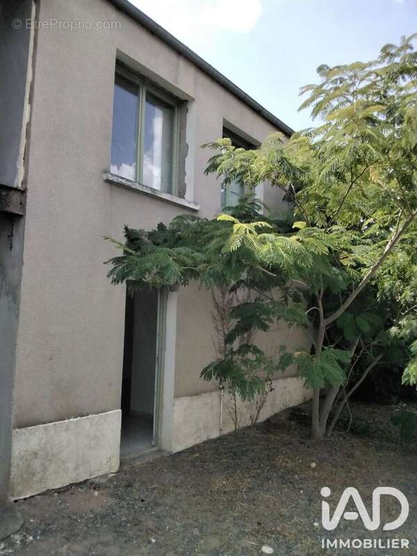 Maison 67 m² à Montreuil-Bellay  - photo 7