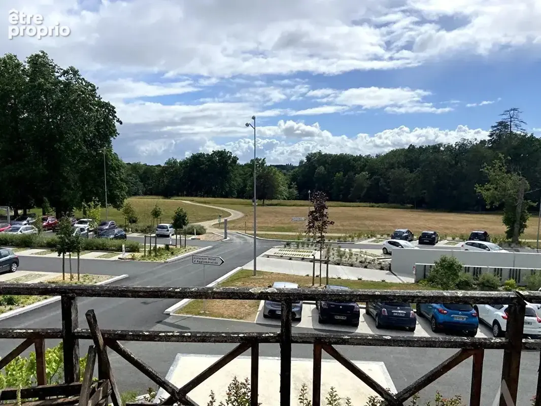 Appartement avec terrasse Montaigu centre - photo 4
