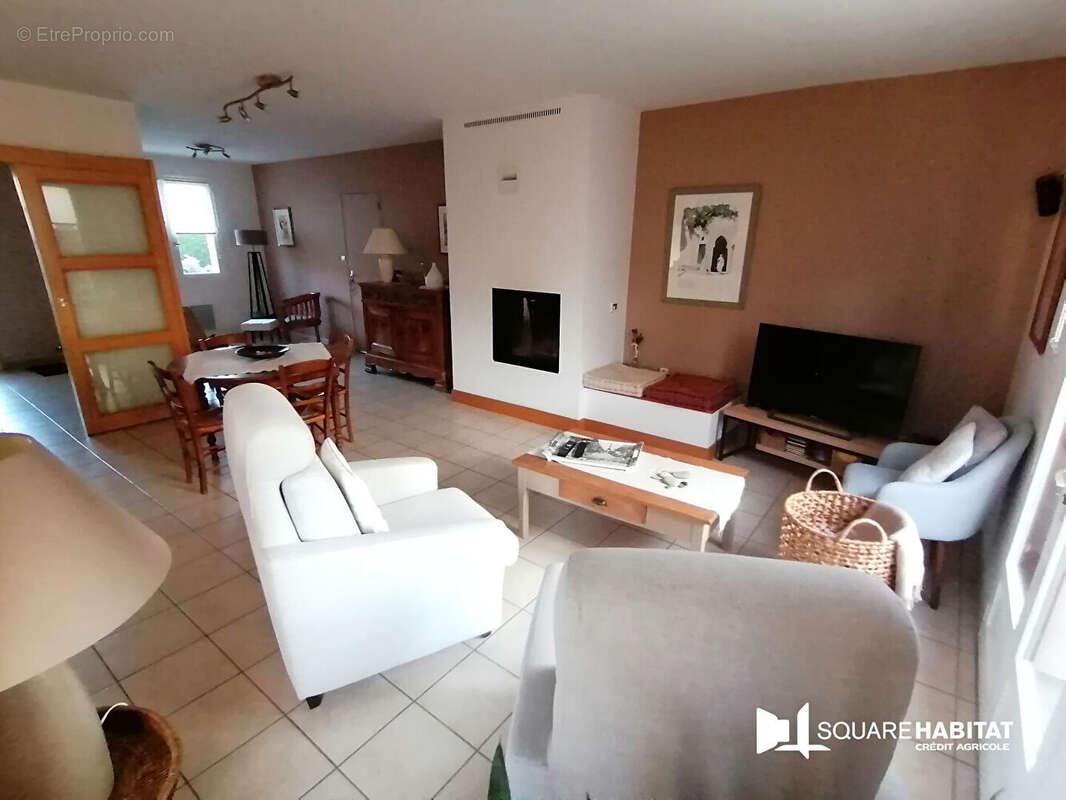 Maison à TOUTLEMONDE