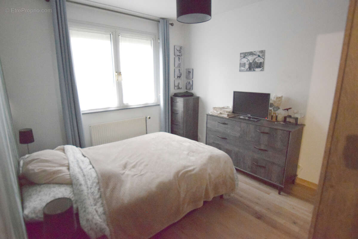 Maison à VIEUX-CHARMONT