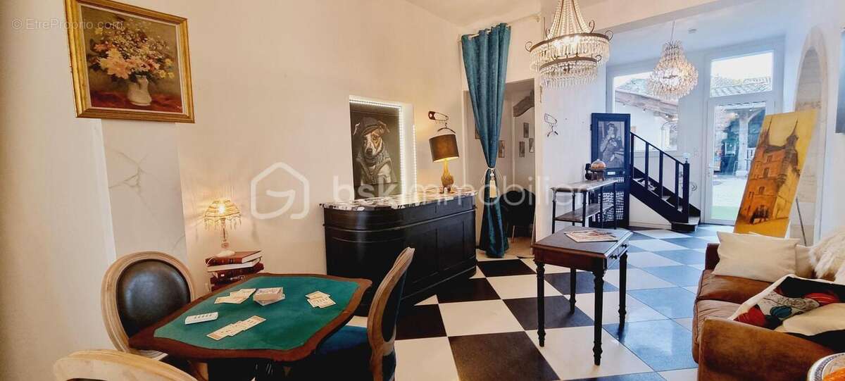 Appartement à GEAUNE