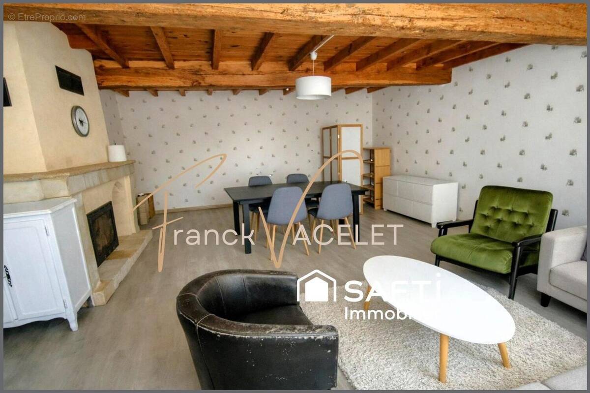 Photo 1 - Maison à CAMIRAN