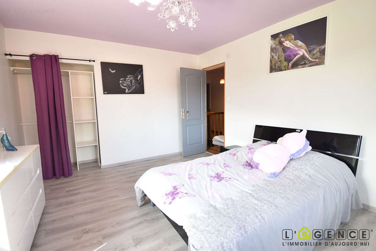 Maison à SAINT-LEONARD