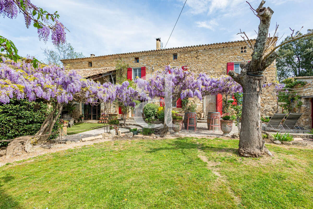 Maison à VAISON-LA-ROMAINE