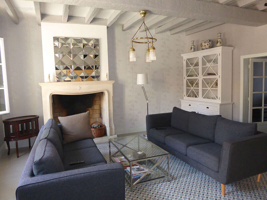 Maison à MONTPON-MENESTEROL