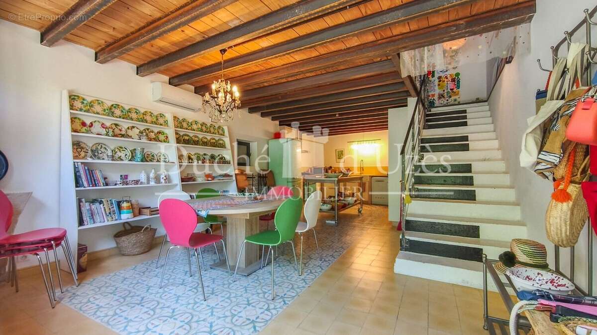 Photo 2 - Maison à UZES