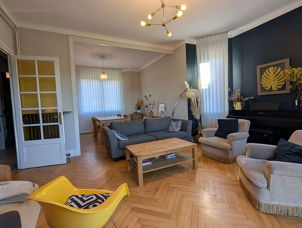Maison à CLERMONT-FERRAND
