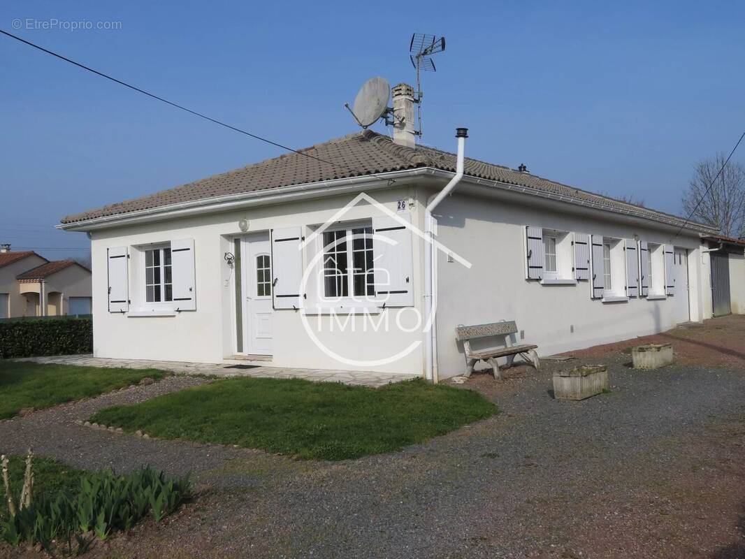 Maison à LA FORCE