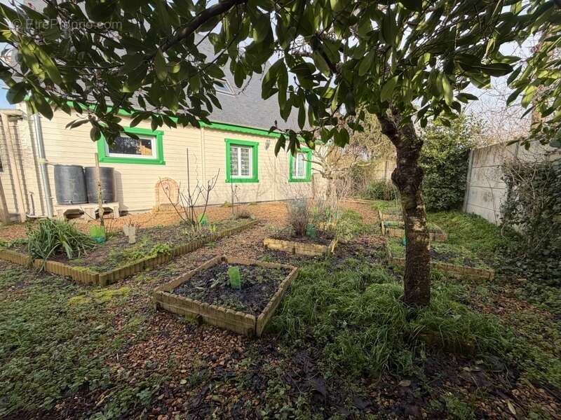 Maison à LA SUZE-SUR-SARTHE