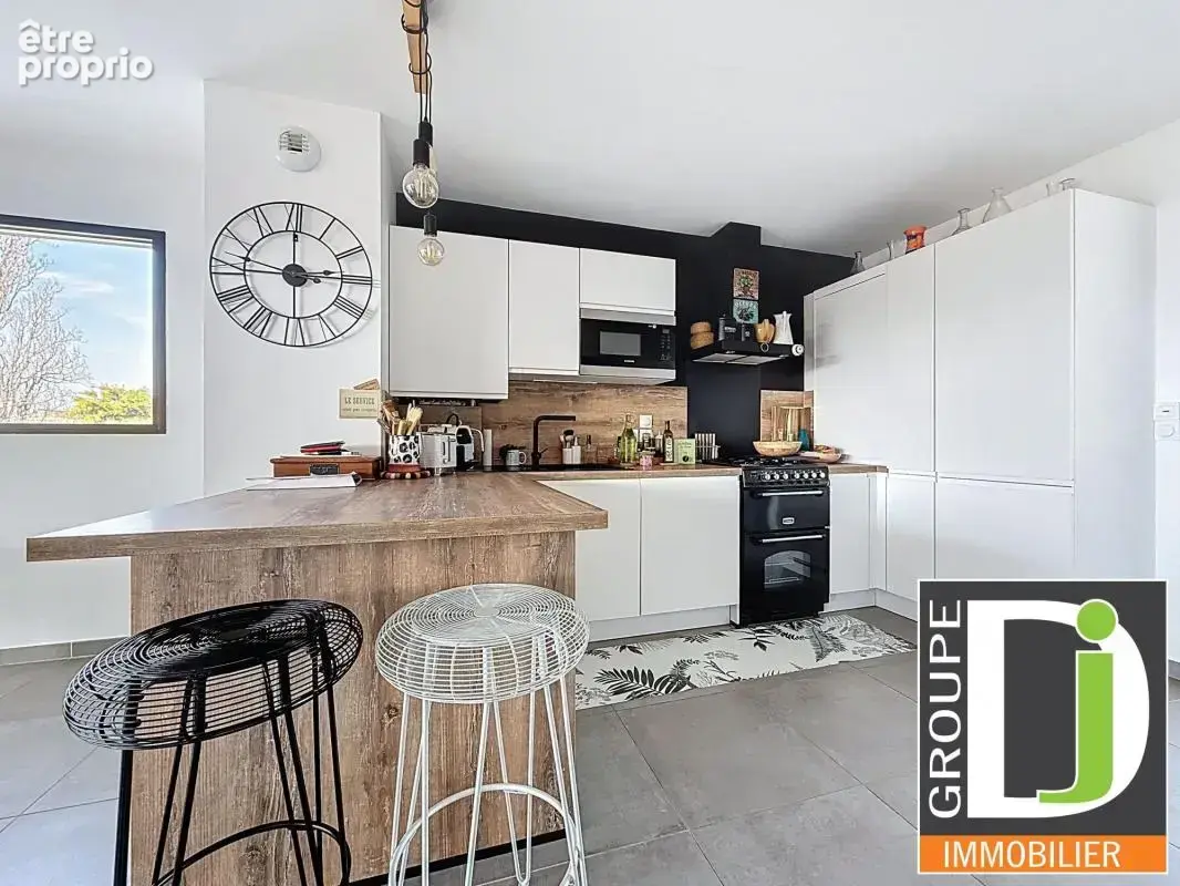 Appartement standing en rez-de-jardin, parking, garage - photo 2